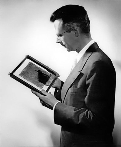 1949: Pamięć ferrytowa