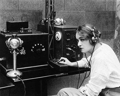 Pixels Ict Date: in the late 19th century, around 1896, the first succesful radio ...