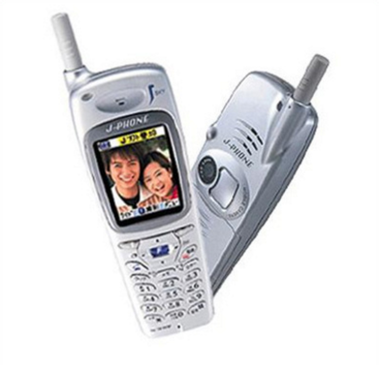 Когда вышли мобильные телефоны. Sharp j-sh04. Sharp j-sh04 (2000 год). J-Phone j-sh04. Sharp j-sh04)[4]..