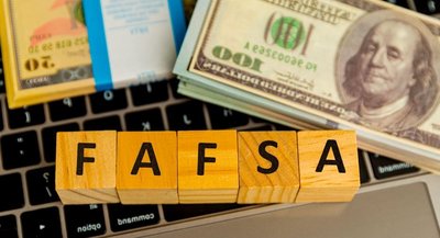 FAFSA: Paying for College | Sutori