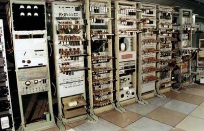http://www.i-programmer.info/history/9-machines/22-baby-mark-i.html?start=1
