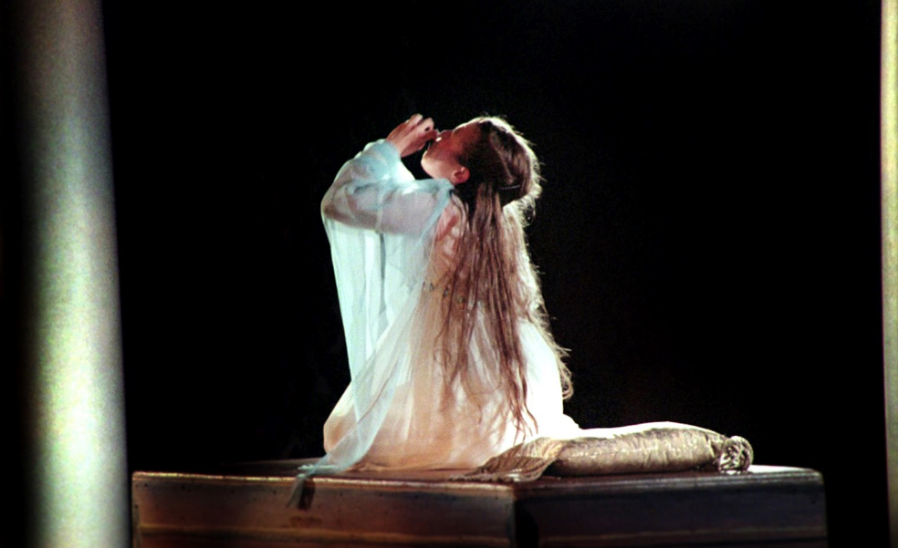 Мюзиклы минусовка. Romeo et Juliette 2001. Romeo et Juliette Musical 2006. Romeo et Juliette мюзикл 2001.
