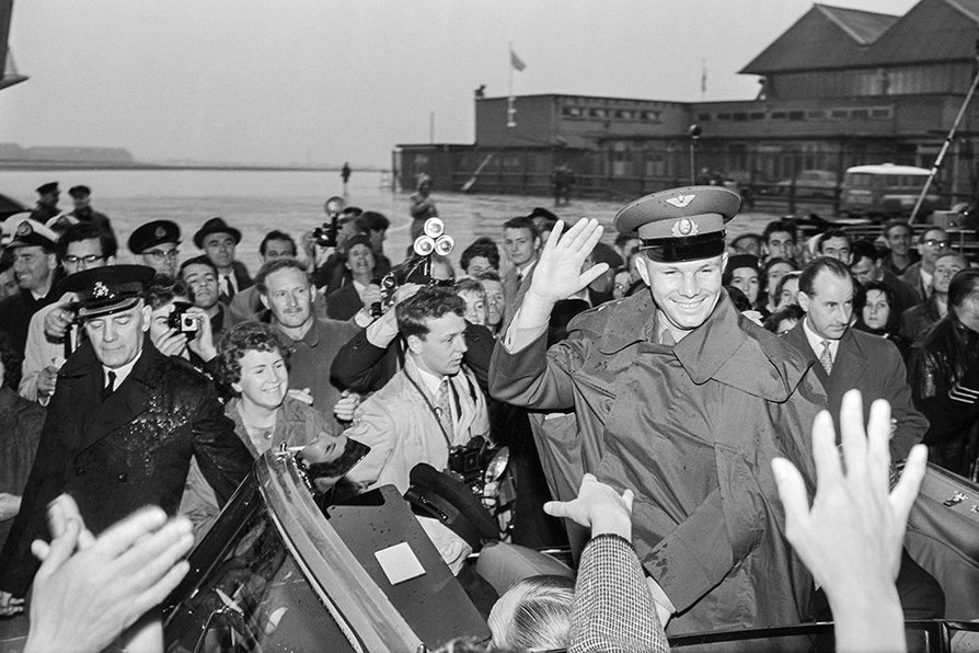 14 апреля 1961 года. Гагарин 1961 год. Встреча Гагарина в Москве после полета 1961.