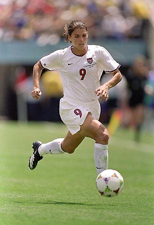 Mia hamm facts hotsell