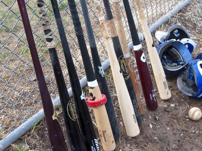 The history of wooden to metal baseball bats – The Ithacan