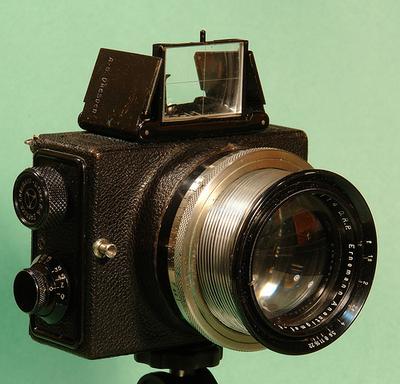 In 1924 the Ermanox or Ernox camera was invented by Erich Salomon. 1886 ...