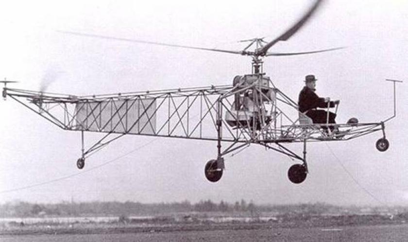 First made helicopter [Helicopter]. (n.d.). Retrieved October 2, 2017 ...