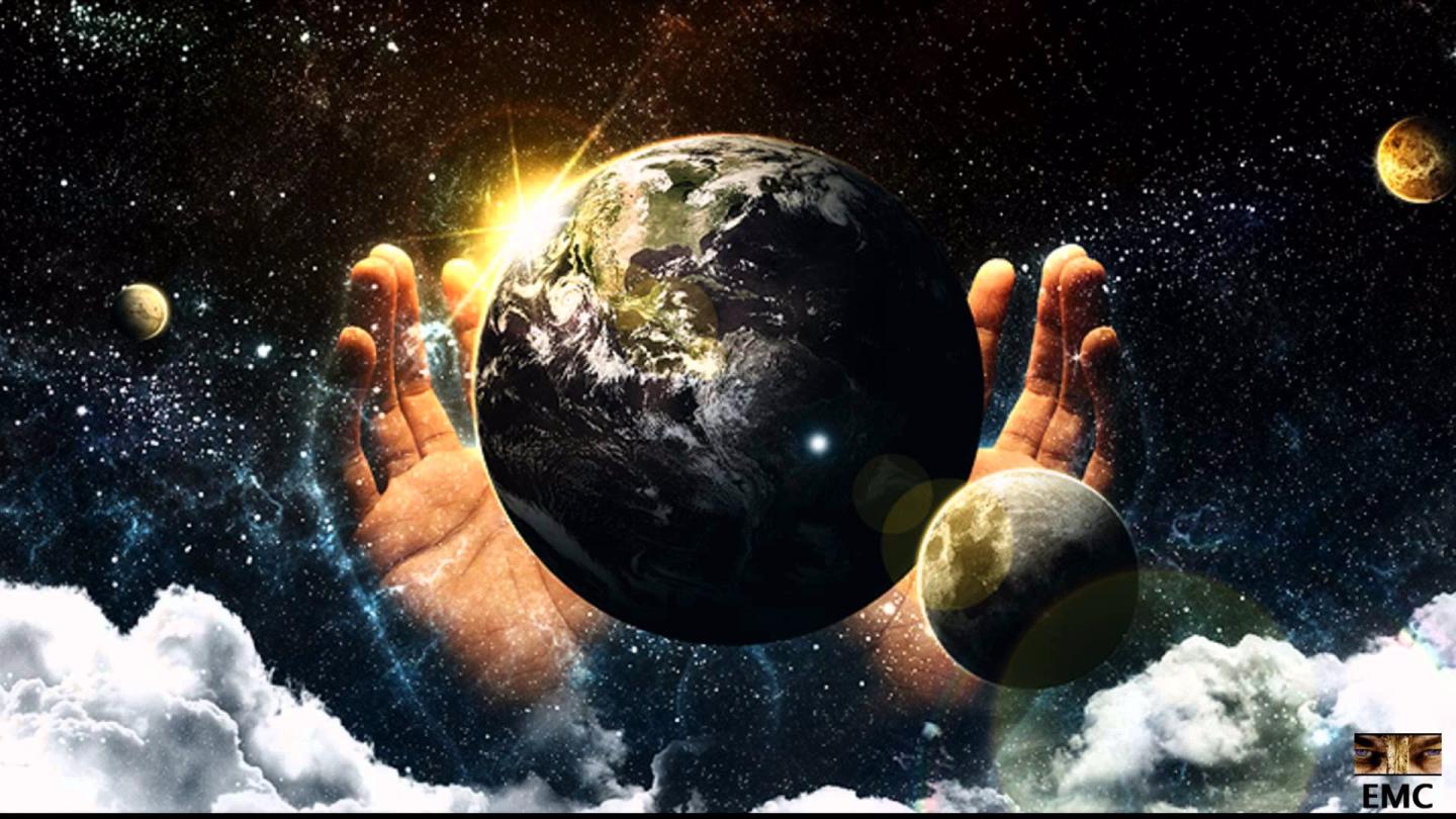 Life on earth. Господь Творец Вселенной. Мир в руках Бога. Зарождение жизни на планете земля. Планета в руках