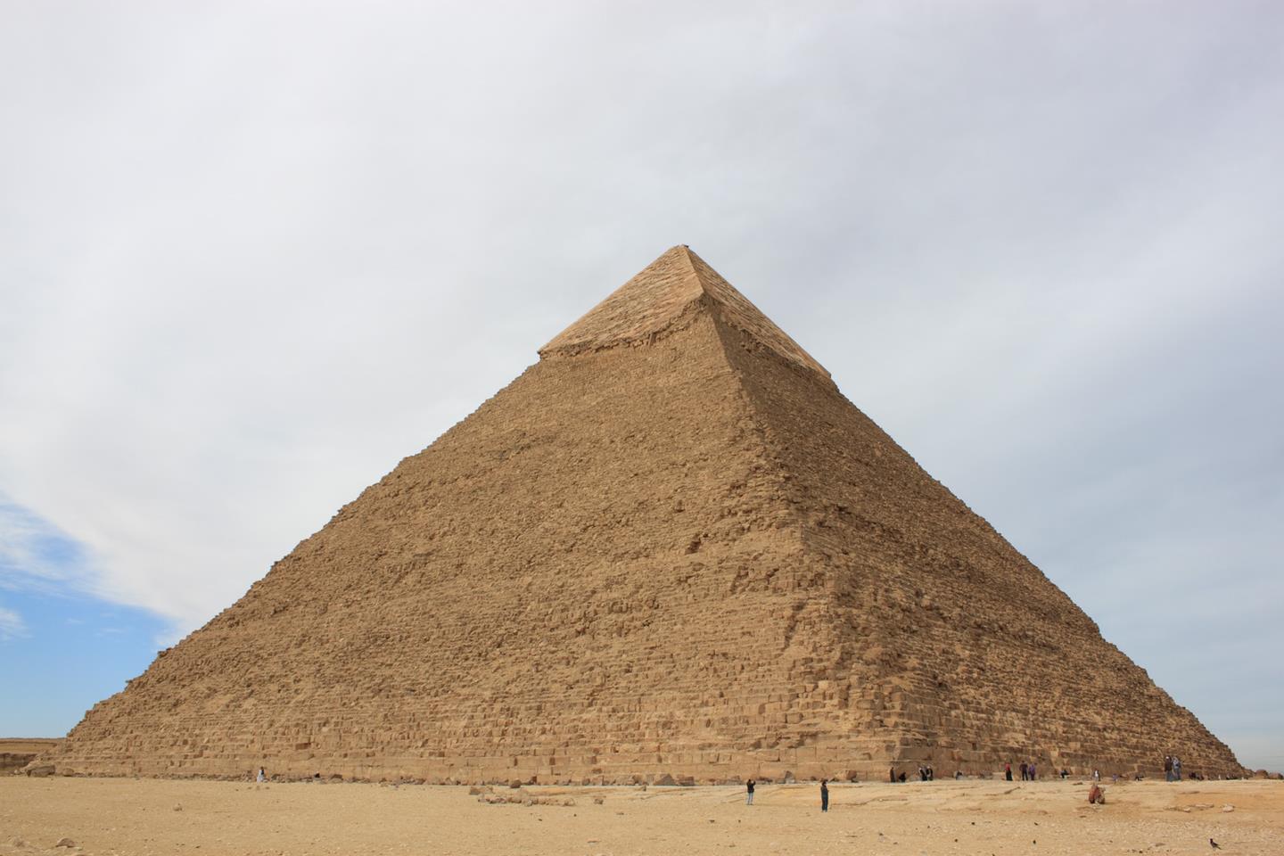 PIRAMIDE DI CHEFREN PIRAMIDE DI CHEFREN