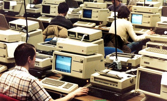 Software Development 1980 Compartir