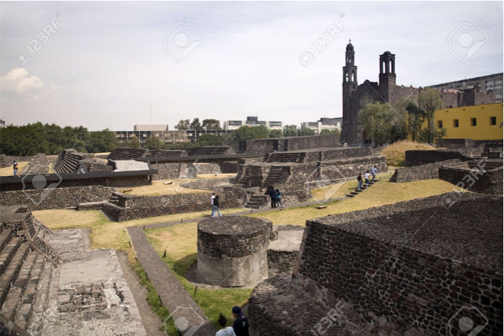 A Virtual Tour of the Plaza of Three Cultures: