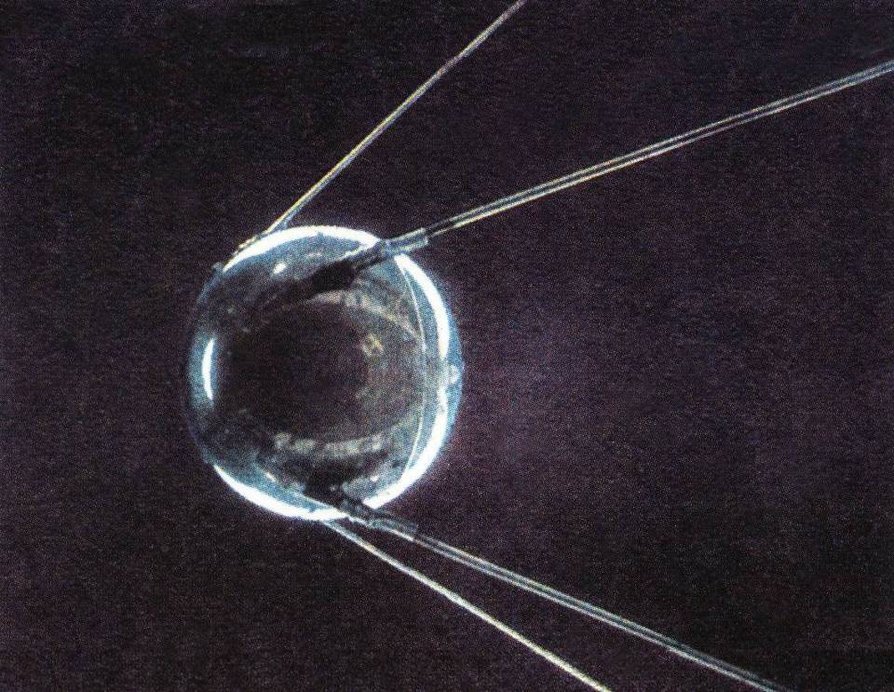 1957 первый в истории искусственный спутник. Спутник 1. Спутник 1 1957 год. Спутник 1 фото. Первый Спутник земли фото.
