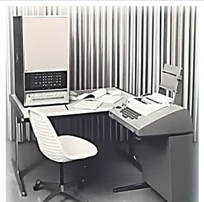 21s Computer The 2116A is HP’s first computer
