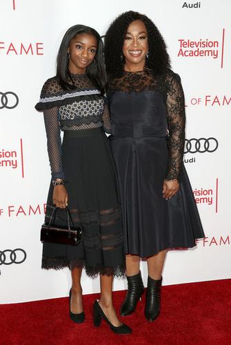 Shonda Rhimes photographed with her daughter Harper.