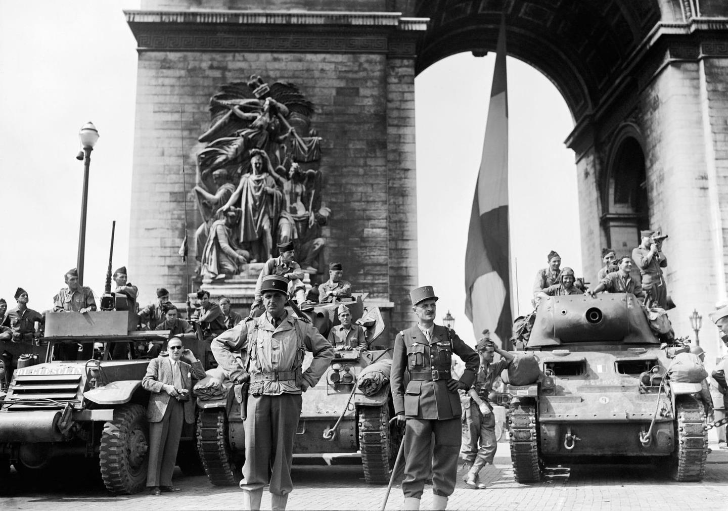 париж в 1945 году