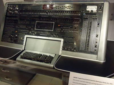 UNIVAC (1951):