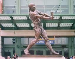 Uecker statue unveiled at Miller Park