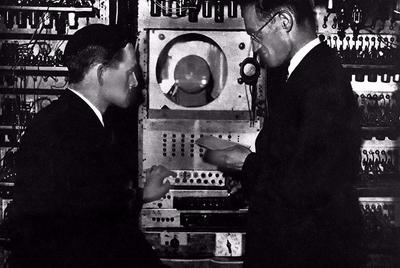 http://www.computerhistory.org/timeline/computers ...