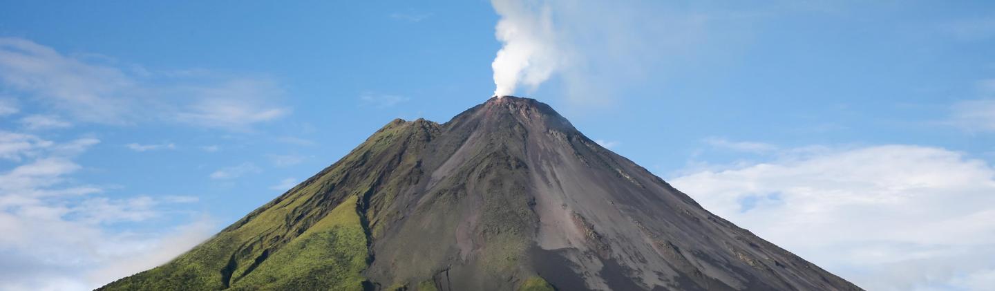 modello di vulcano cono di scorie