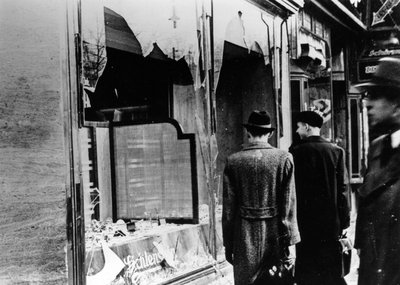 1938: Lanielle Thompson: What happened on Kristallnacht; and why?