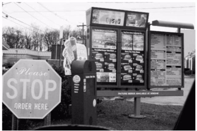 Mcdonald's first drive thru announced in 1975 in Arizona