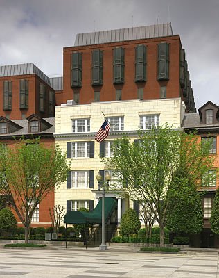 Blair House on Pennsylvania Avenue (2013). Image courtesy of the White ...