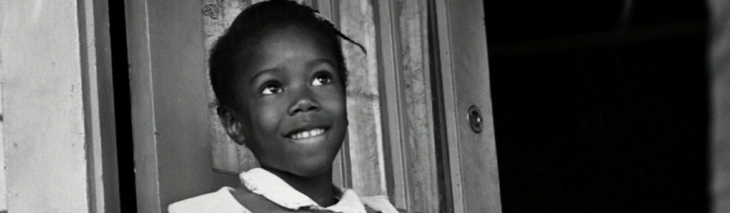 Young bridges. Руби Бриджес. Ruby Bridges. Руби Бриджес идет в школу.