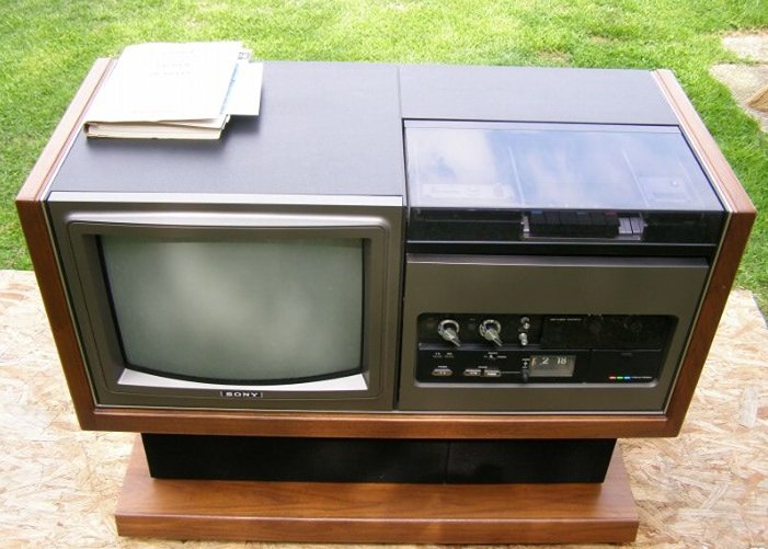 Sony Color TV Console LV-1901, BetamaxCollectors.com