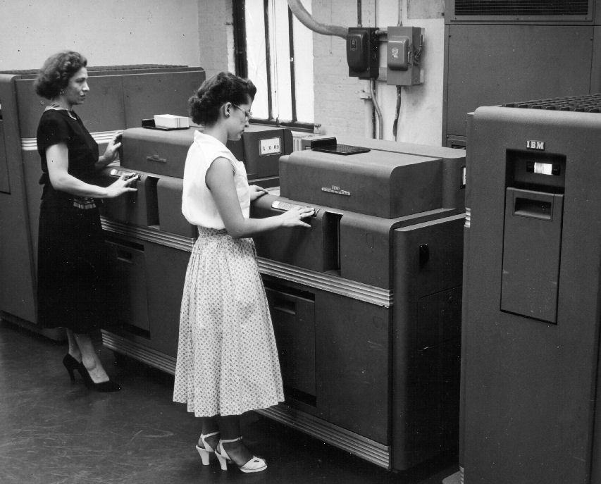 Mainframe - from: https://www.google.pt/url?sa=i&rct=j&q=&esrc=s&source ...