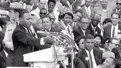 Mahalia Jackson watching MLK prepare for his speech.