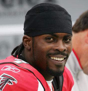 SI Vault: Is it O.K. to cheer for Michael Vick? - Sports Illustrated