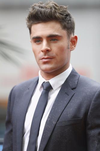 Zac Efron as Ryan (Romeo)