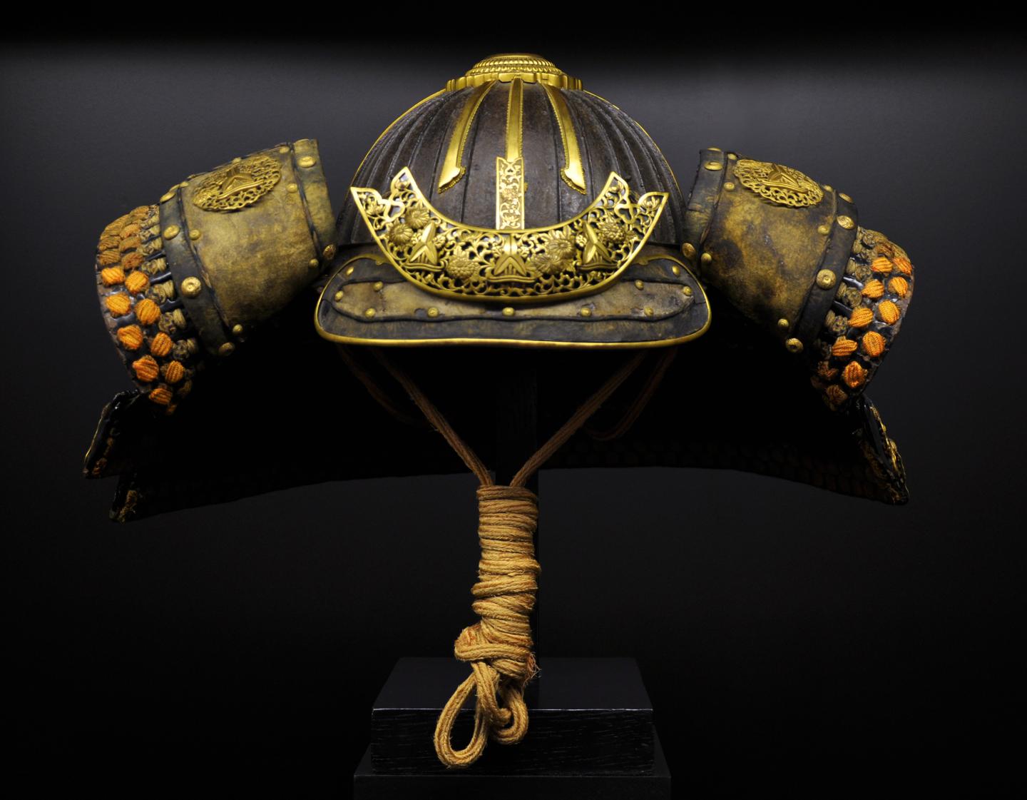 Samurai Helmets Sutori